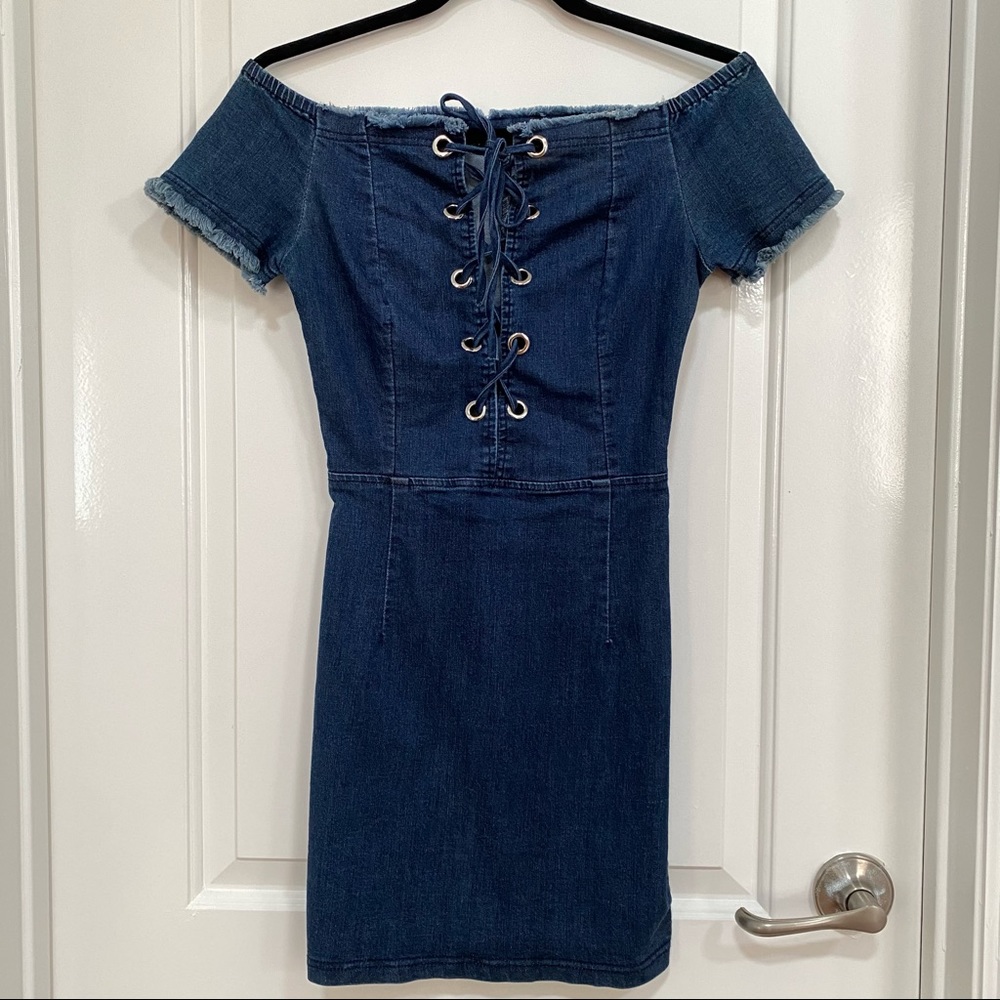 Mebon Lace Up Front Off the Shoulder Short Sleeve Denim Dress Women's Size S